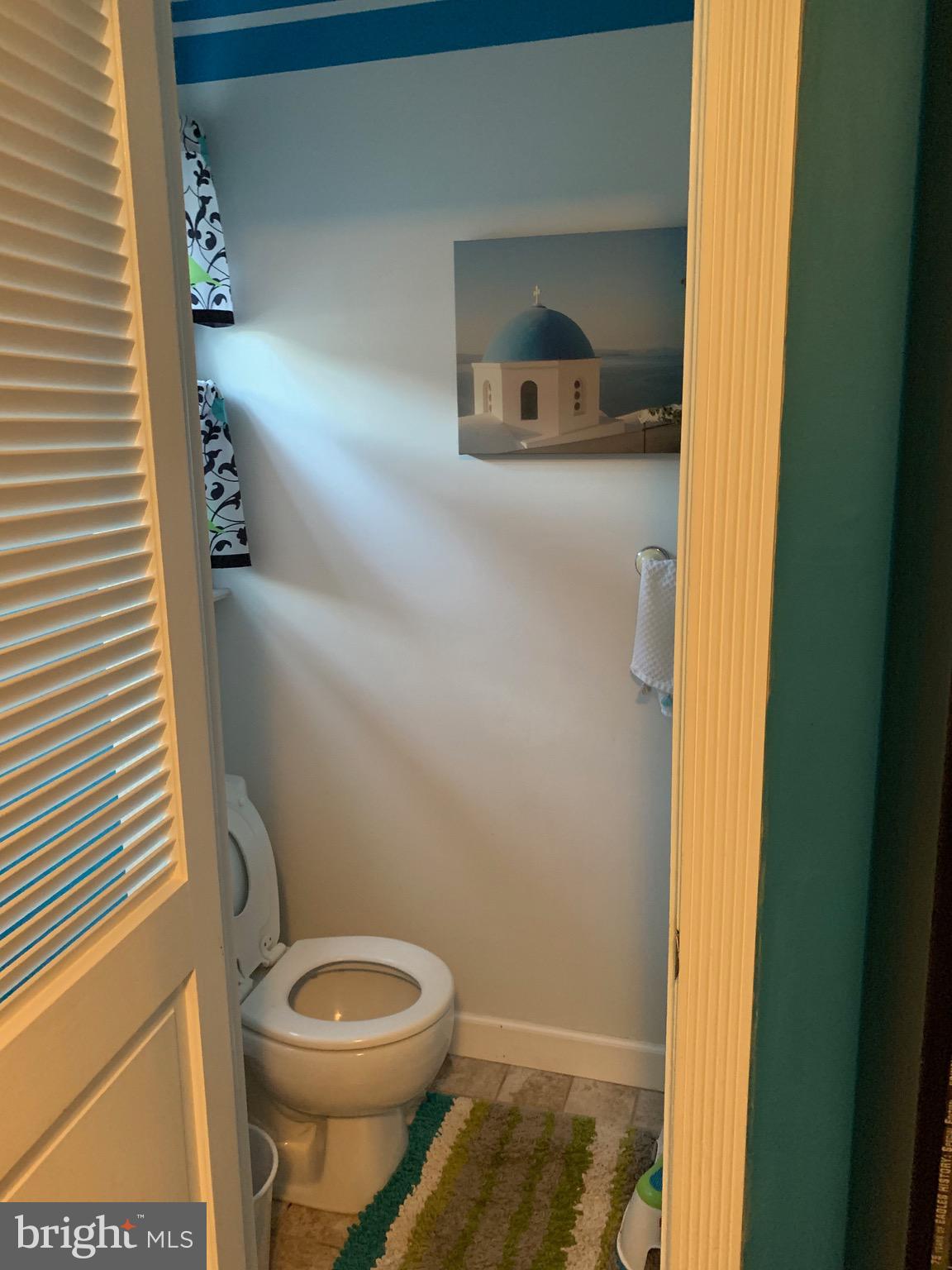 132 Meadowlark Road Stratford, NJ 08084 - Photo 20 of 30 Powder Room