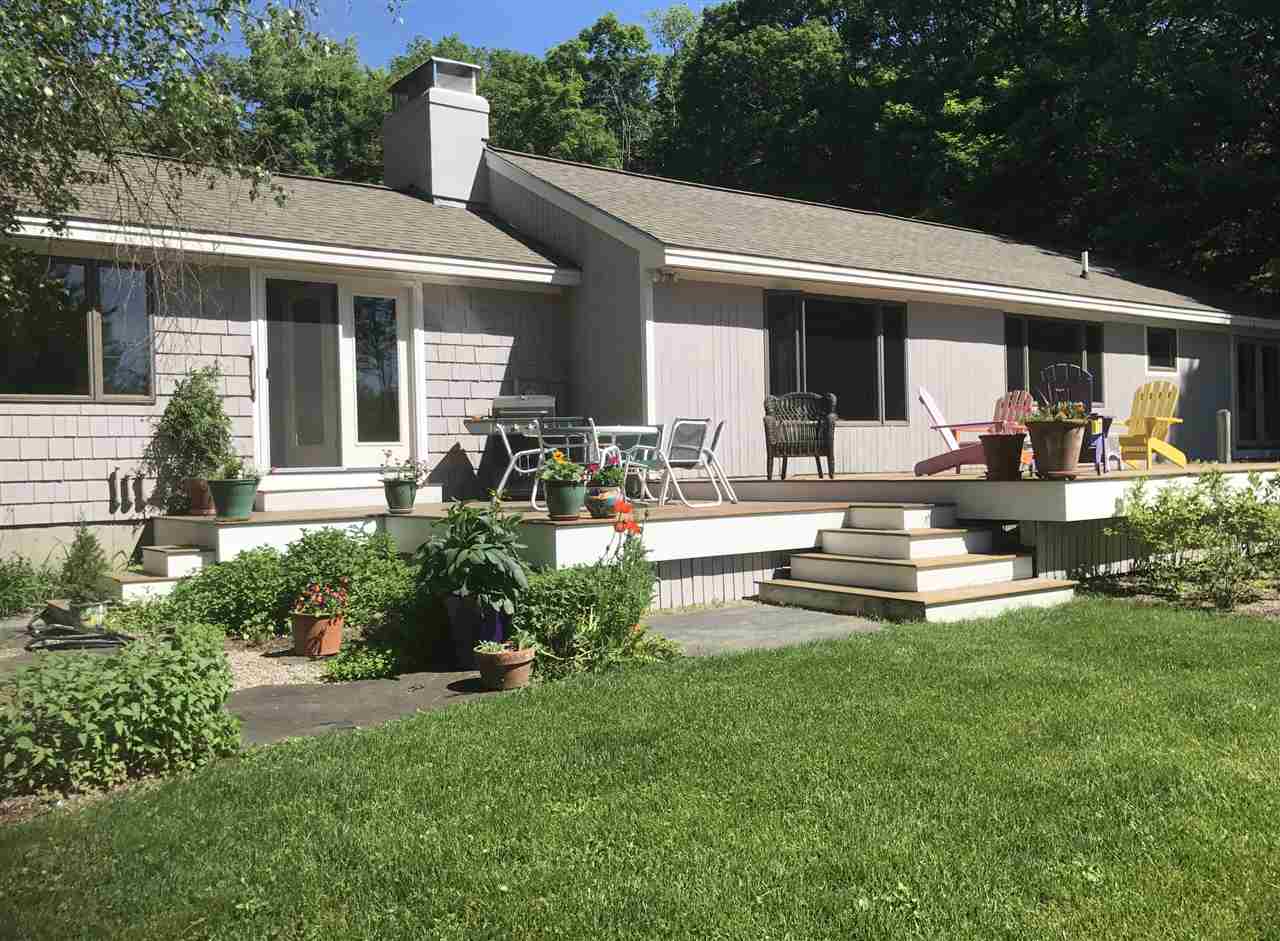390 Dogford Road Hanover, NH 03750 - Photo 2 of 33