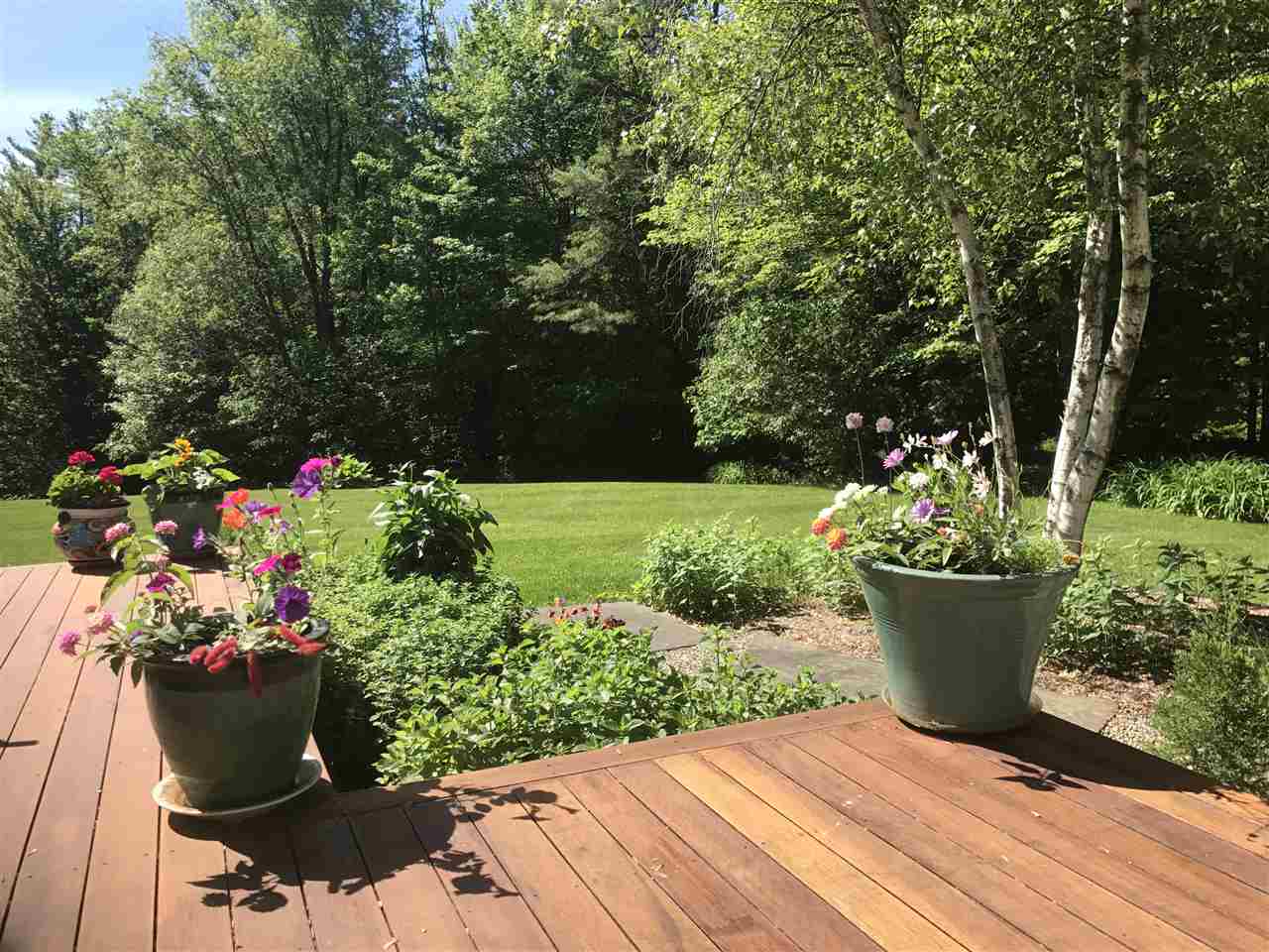 390 Dogford Road Hanover, NH 03750 - Photo 3 of 33