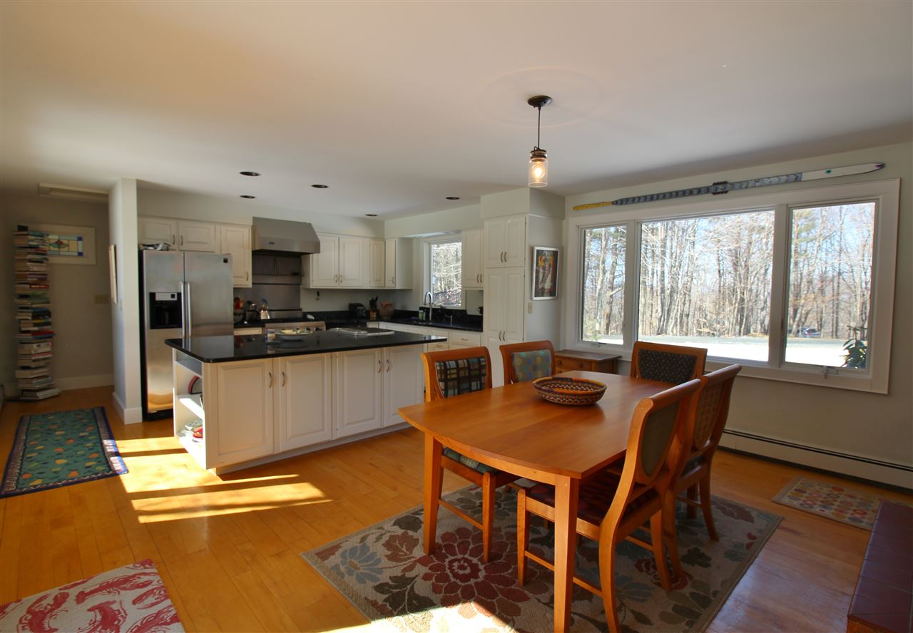390 Dogford Road Hanover, NH 03750 - Photo 8 of 33