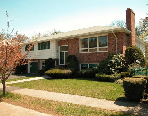 500 Clinton Road Brookline, MA 02467 - Photo 1 of 4