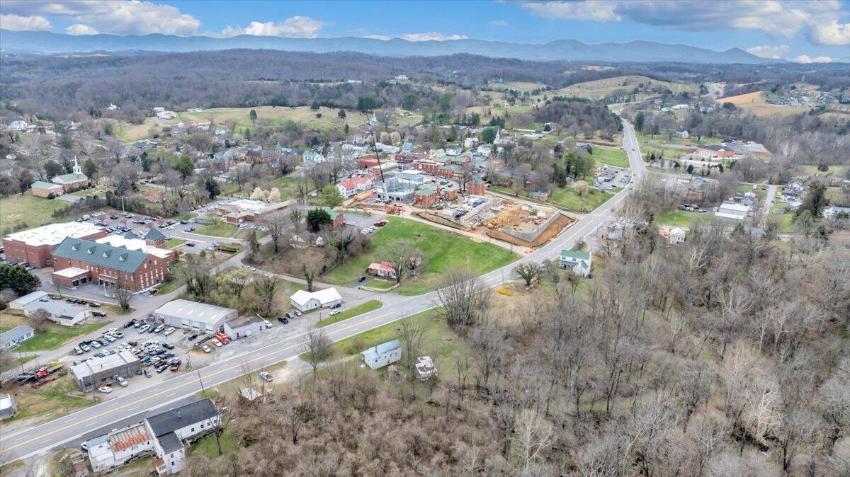 0 Federal Street Fincastle, VA 24090 - Photo 19 of 28 an aerial view of a city