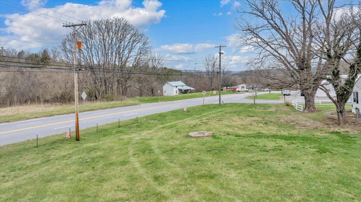 0 Federal Street Fincastle, VA 24090 - Photo 26 of 28 a view of a park with large trees