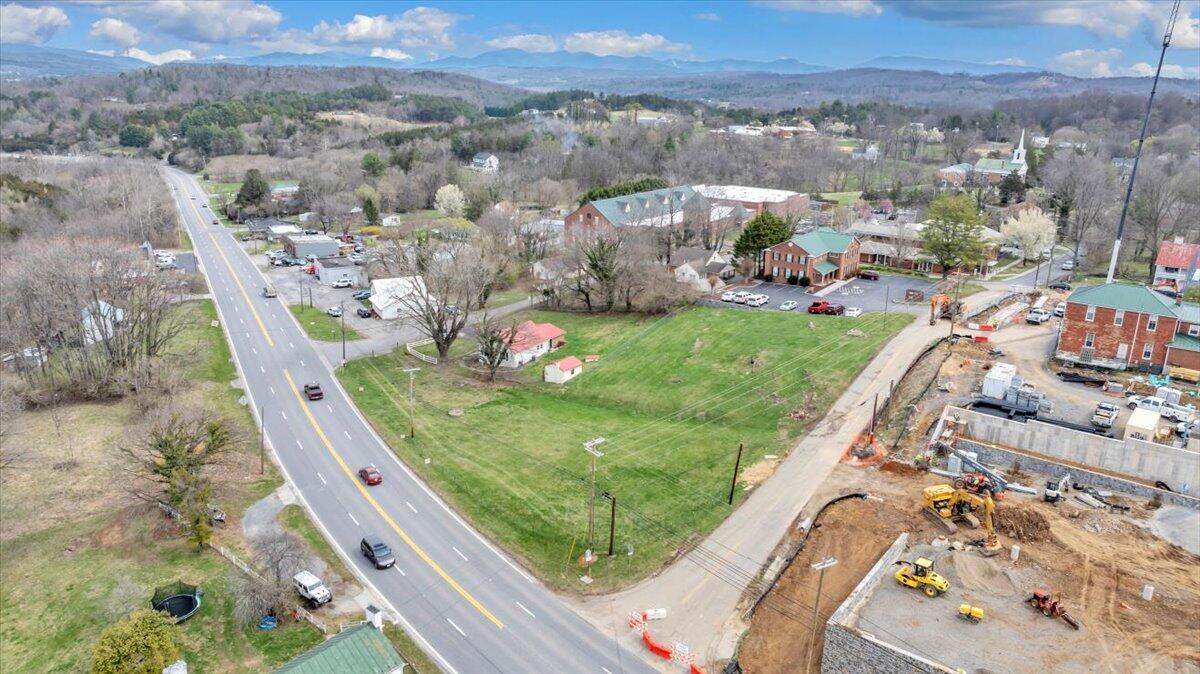 0 Federal Street Fincastle, VA 24090 - Photo 9 of 28 a view of a city