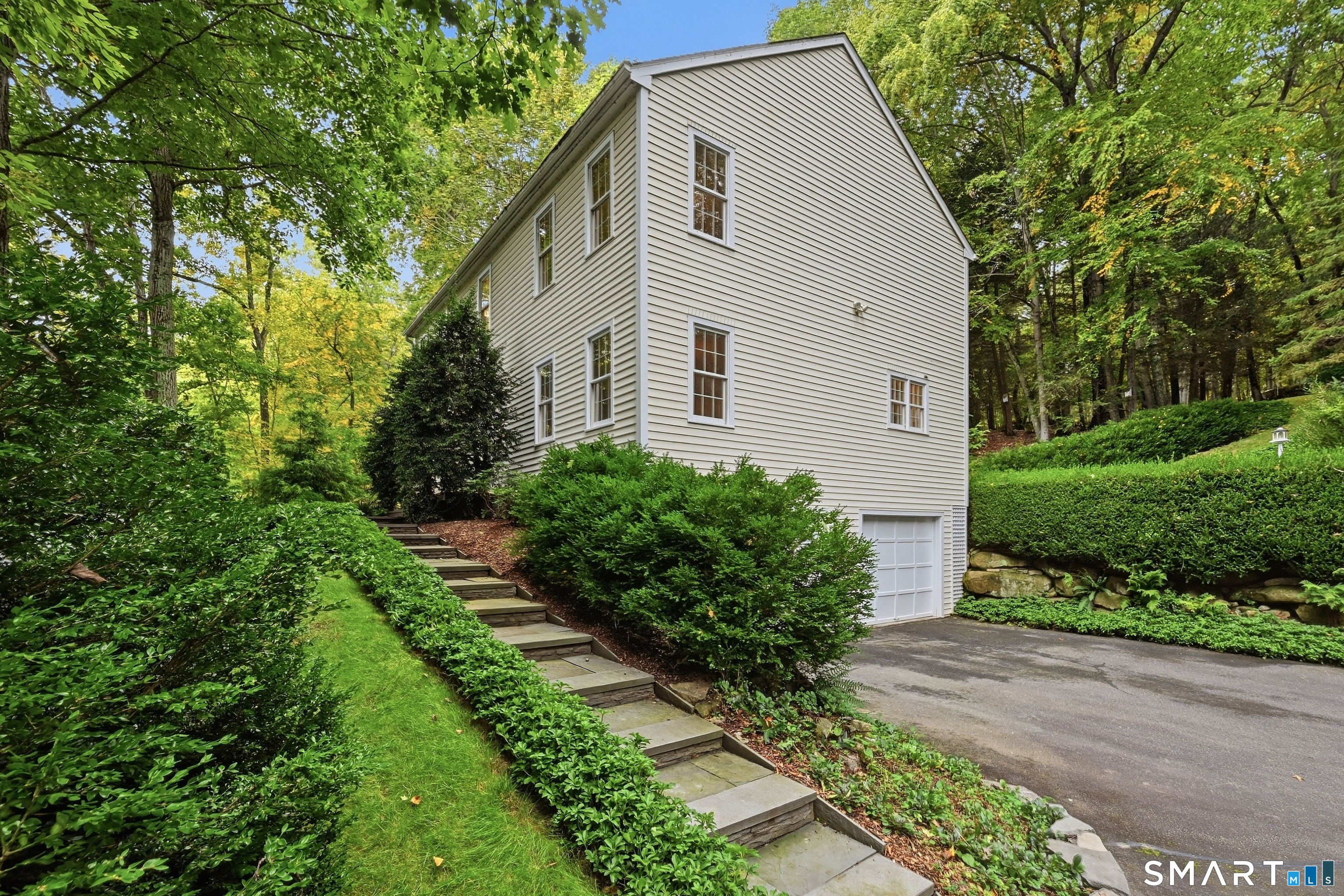 18 Cove Road Brookfield, CT 06804 - Photo 32 of 39 Gallery Image 32