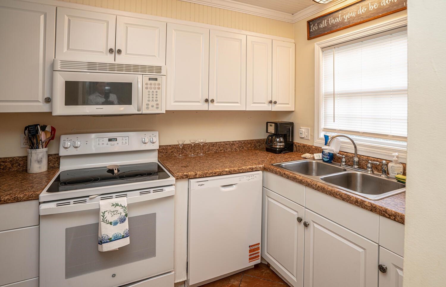 4505 North Kings Highway, Unit D9 Myrtle Beach, SC 29577 - Photo 6 of 27