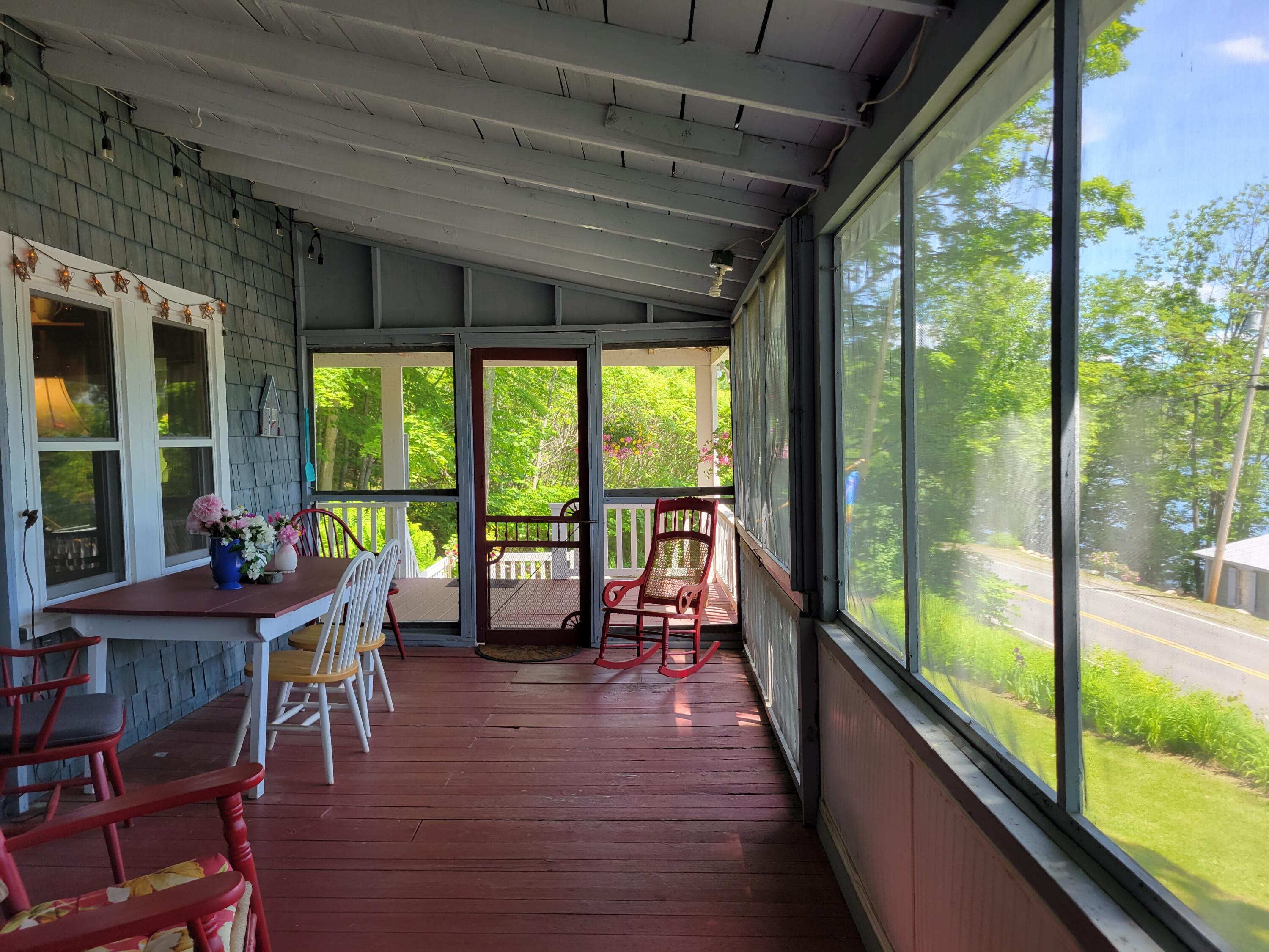 422-425 Pond Road Mount Vernon, ME 04352 - Photo 7 of 51 leeporchB