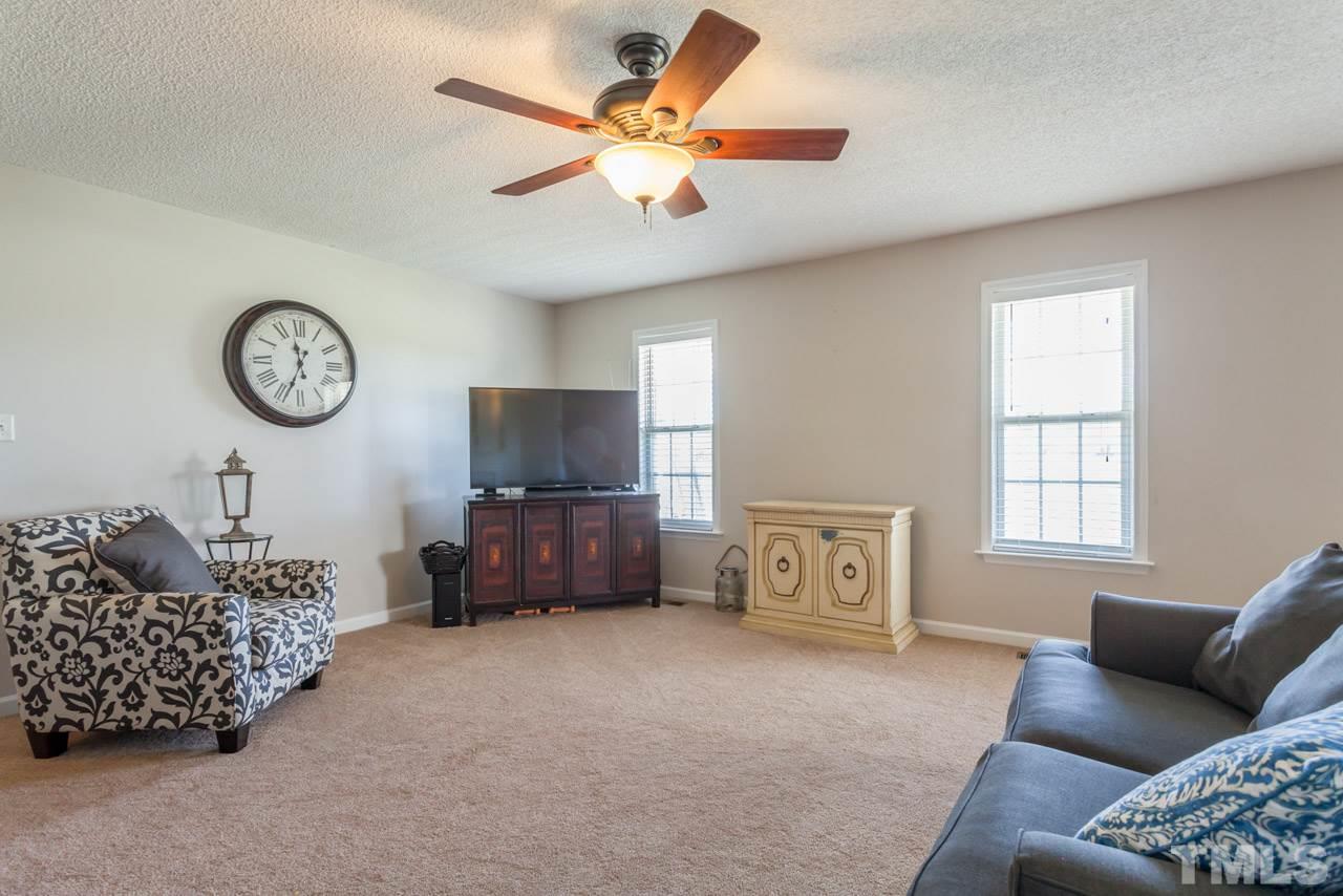 5528 Holland Church Road Raleigh, NC 27603 - Photo 5 of 25 Gallery Image 5
