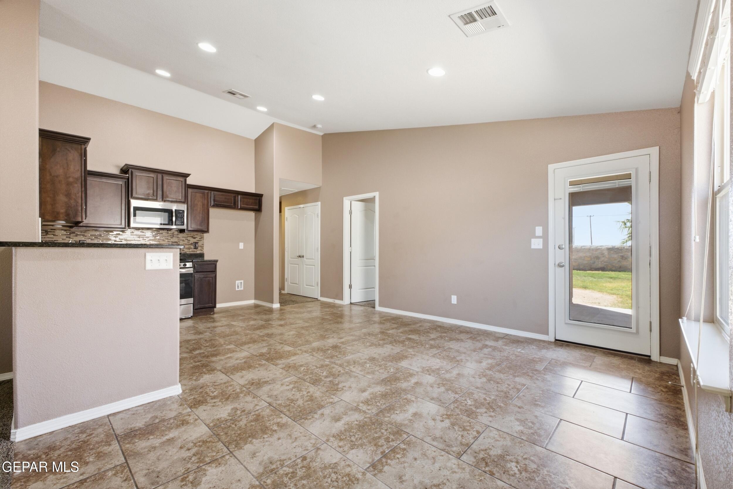 144 Rio Conchos Road Clint, TX 79836 - Photo 3 of 47 dsc05516