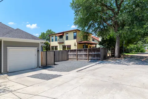 $849,000 | 1004 East 13th Street, Unit A, Austin, TX 78702