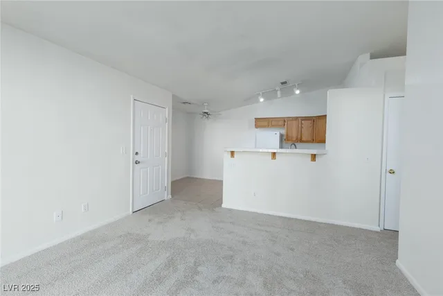 $1,095 | 2110 Los Feliz Street, Unit 2034, Las Vegas, NV 89156