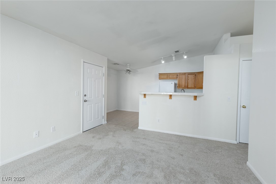 2110 Los Feliz Street, Unit 2034 Las Vegas, NV 89156 - Photo 4 of 21