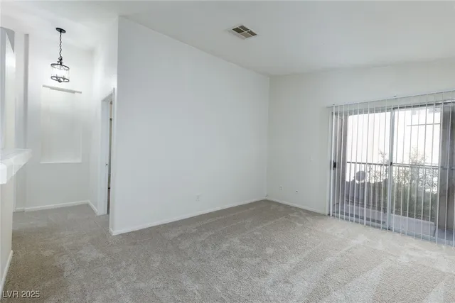 $1,095 | 2110 Los Feliz Street, Unit 2034, Las Vegas, NV 89156