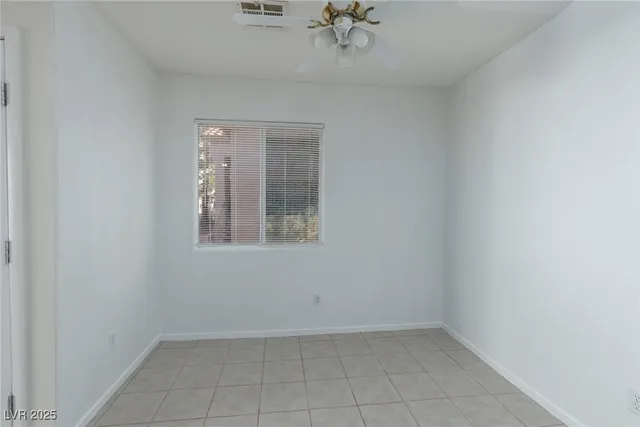$1,095 | 2110 Los Feliz Street, Unit 2034, Las Vegas, NV 89156