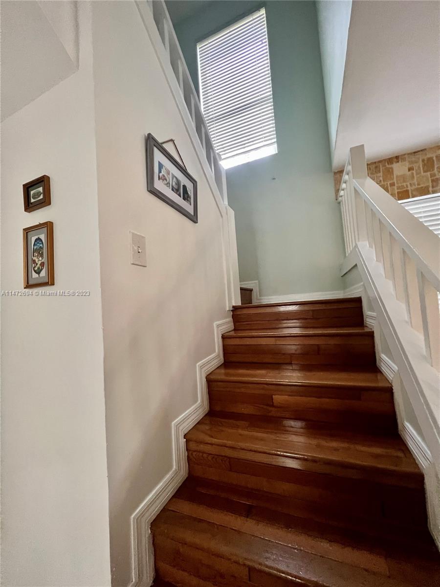 West End Miami, FL 33185 - Photo 10 of 30 a view of entryway