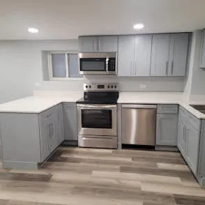 $1,800 | 2827 West Lunt Avenue, Unit GARDEN, Chicago, IL 60645
