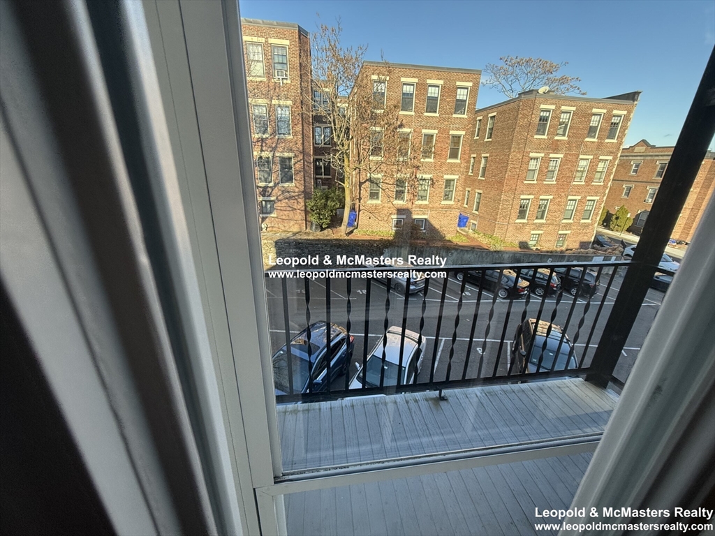 16 Short Street, Unit 2 Brookline, MA 02446 - Photo 10 of 14