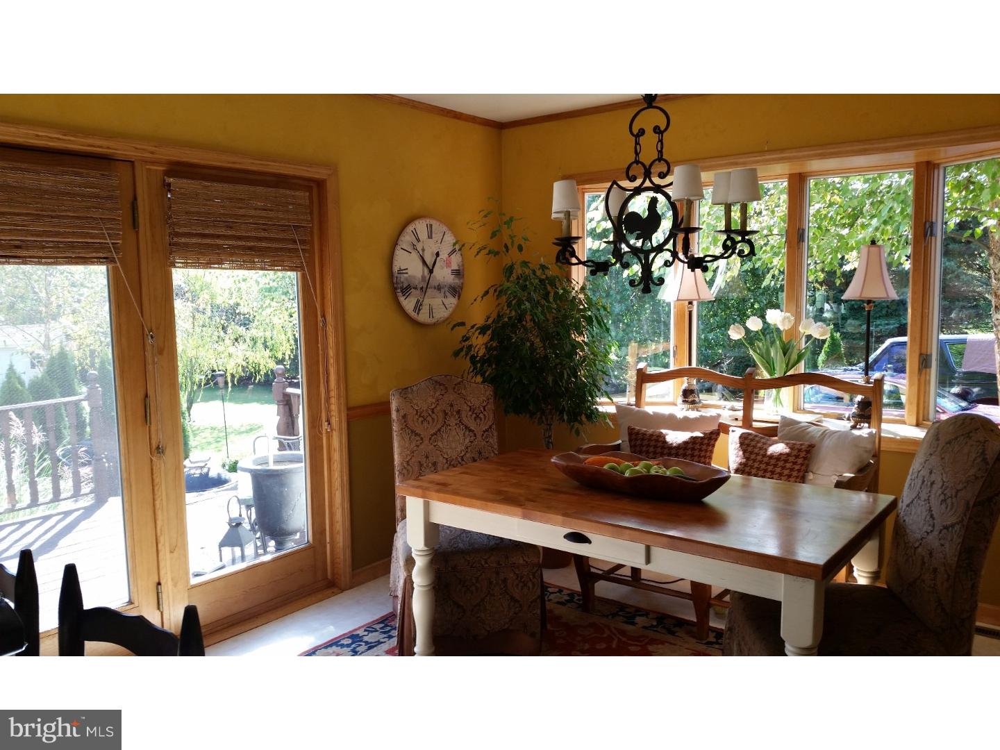 1274 Keller Road Wind Gap, PA 18091 - Photo 10 of 23 Dining Room