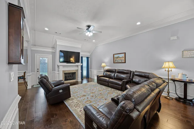 $388,000 | 25 Lamplighter Cove, Jackson, TN 38305