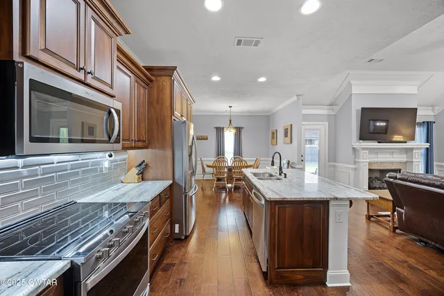 $388,000 | 25 Lamplighter Cove, Jackson, TN 38305