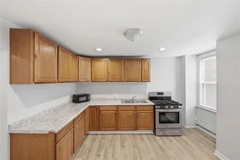 $137,500 | 519 3rd Avenue, Carnegie, PA 15106