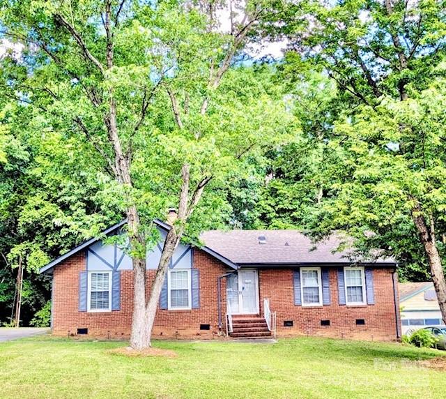 7133 Tall Tree Lane Charlotte, NC 28214 - Photo 1 of 17