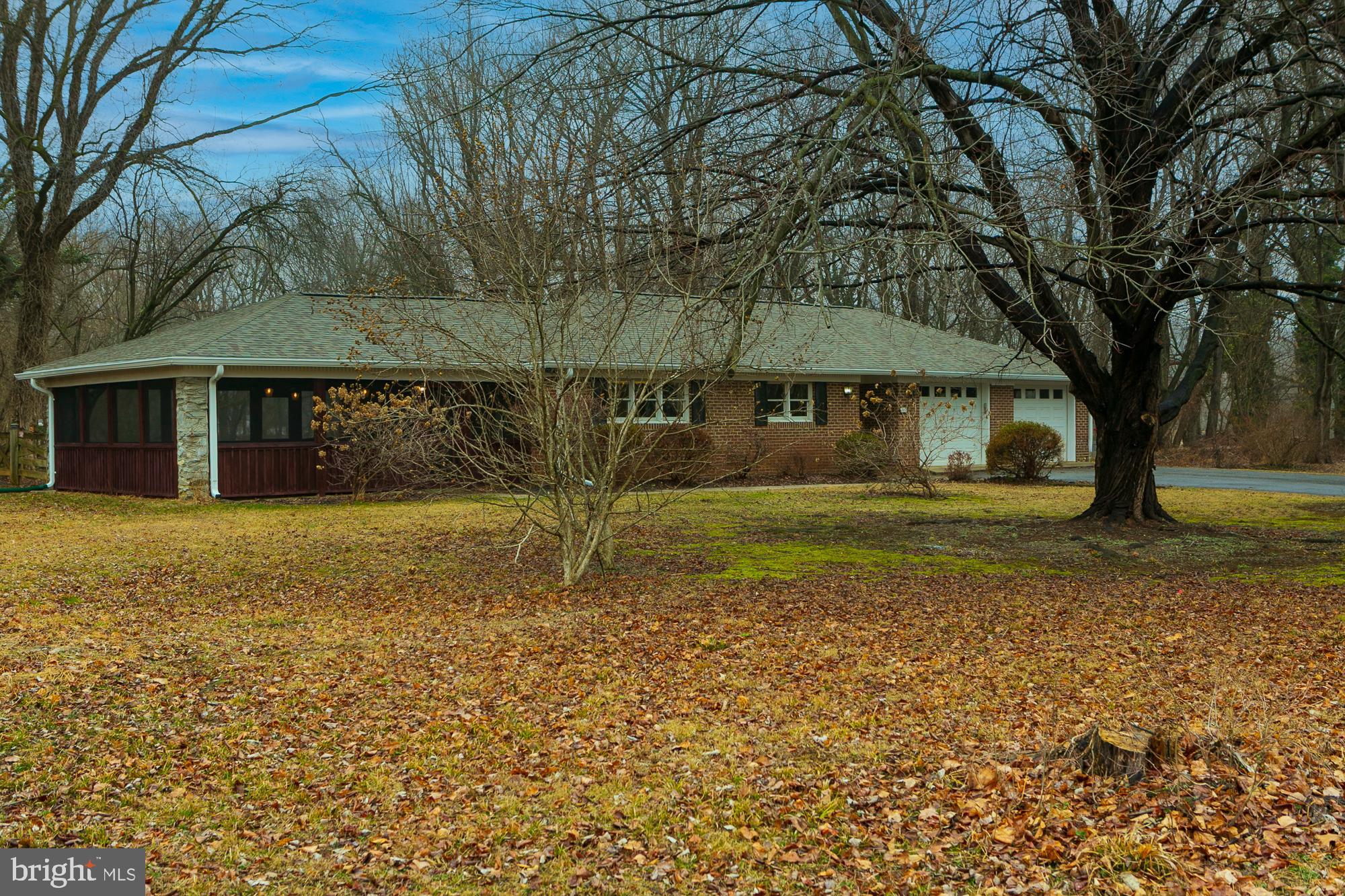 35 Grant Road Kearneysville, WV 25430 - Photo 88 of 122 a front view of a house with a yard