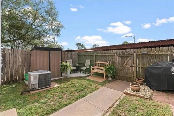 $197,000 | 623 Woodyard Drive, Unit 2, Natchitoches, LA 71457