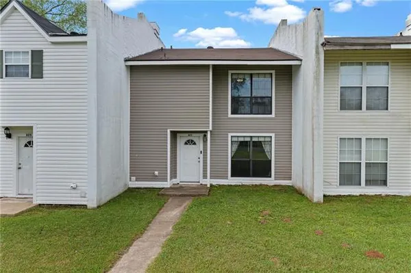 $197,000 | 623 Woodyard Drive, Unit 2, Natchitoches, LA 71457