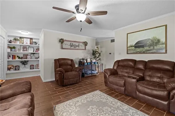 $197,000 | 623 Woodyard Drive, Unit 2, Natchitoches, LA 71457