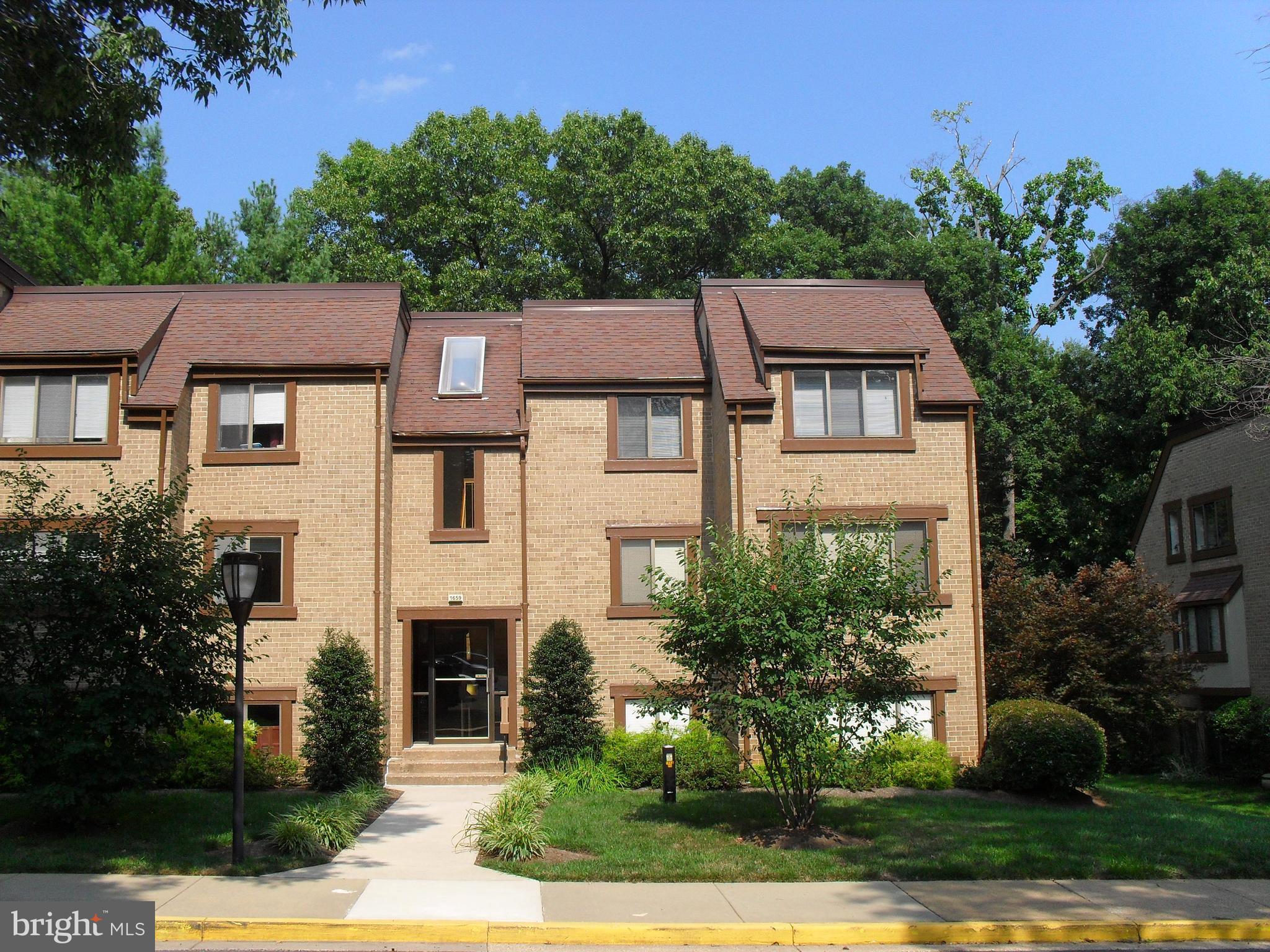 1659 Parkcrest Circle, Unit C Reston, VA 20190 - Photo 1 of 31 1112 sq ft top floor end unit extra side windows