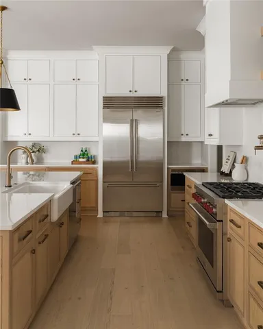 $2,799,000 | 1172 Seville Lane Northeast, St. Petersburg, FL 33704