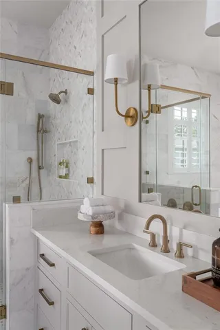 $2,799,000 | 1172 Seville Lane Northeast, St. Petersburg, FL 33704