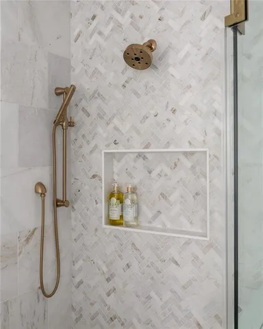 $2,799,000 | 1172 Seville Lane Northeast, St. Petersburg, FL 33704