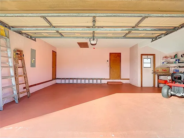 $365,000 | 133 Canby Circle, Spring Hill, FL 34606