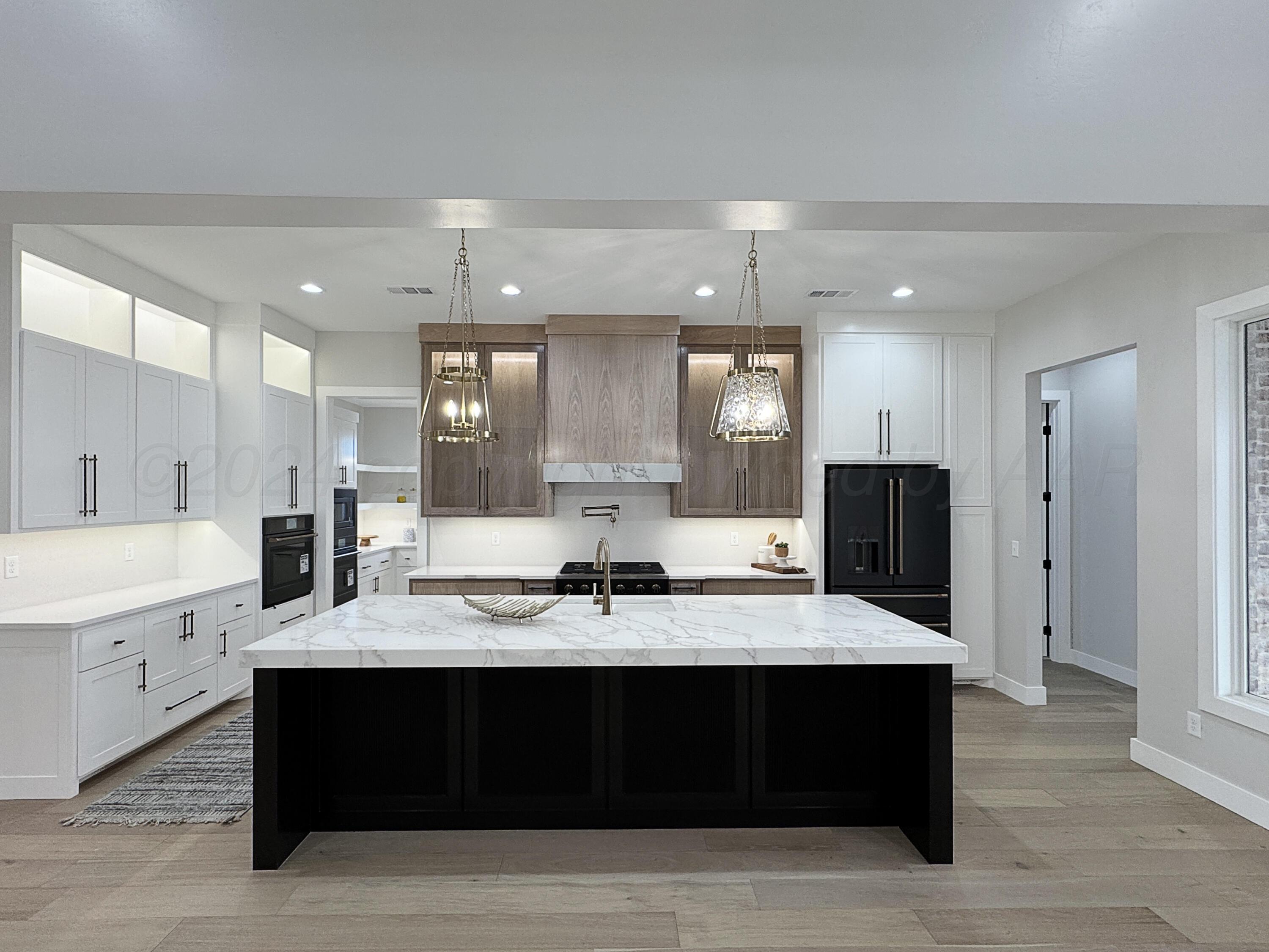 1201 Herring Ranch Road Amarillo, TX 79124 - Photo 11 of 40 Kitchen
