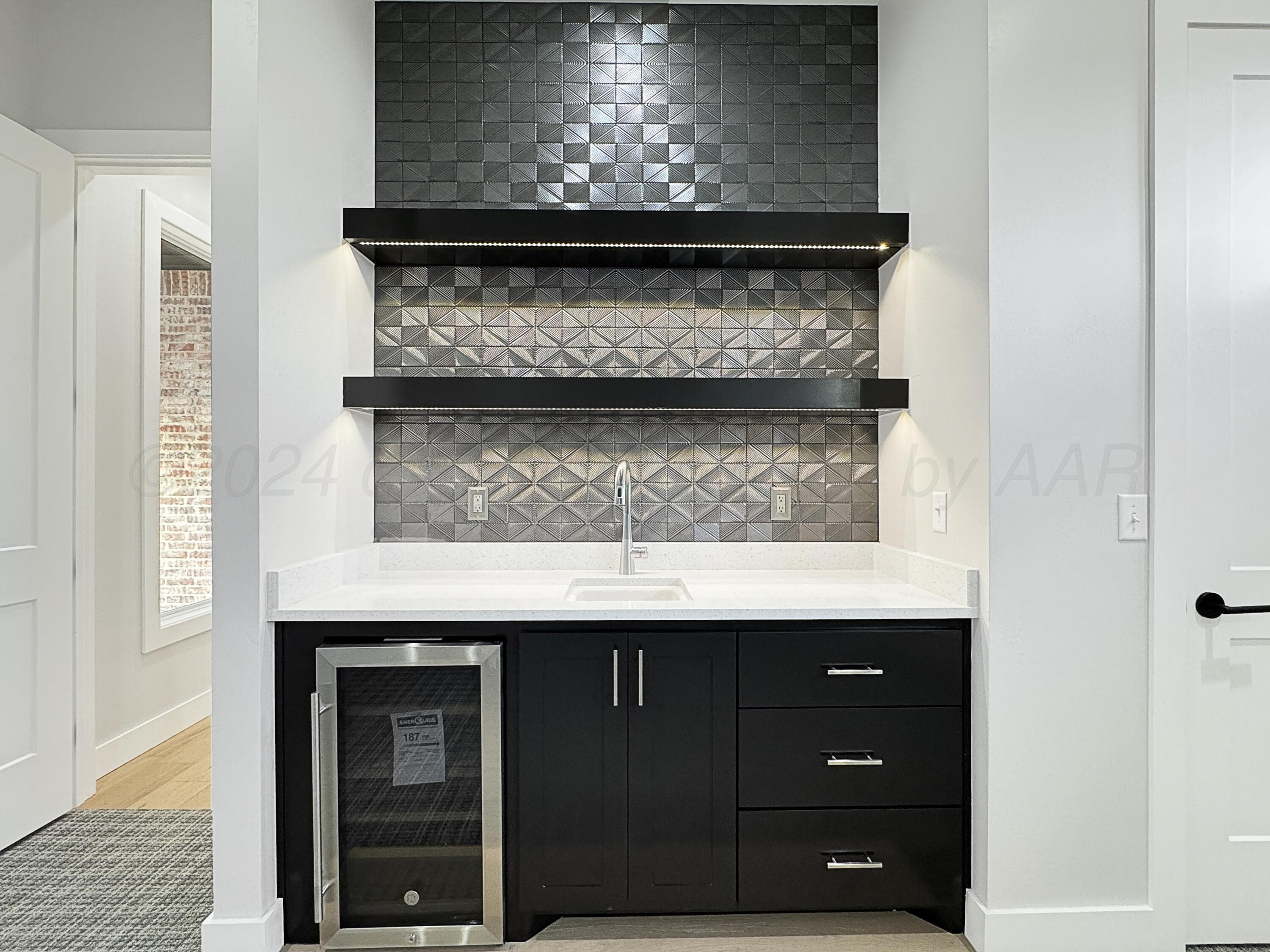 1201 Herring Ranch Road Amarillo, TX 79124 - Photo 17 of 40 Wet Bar / Game Room