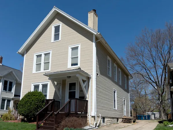 $255,000 | 508-510 East Main Street, Morris, IL 60450