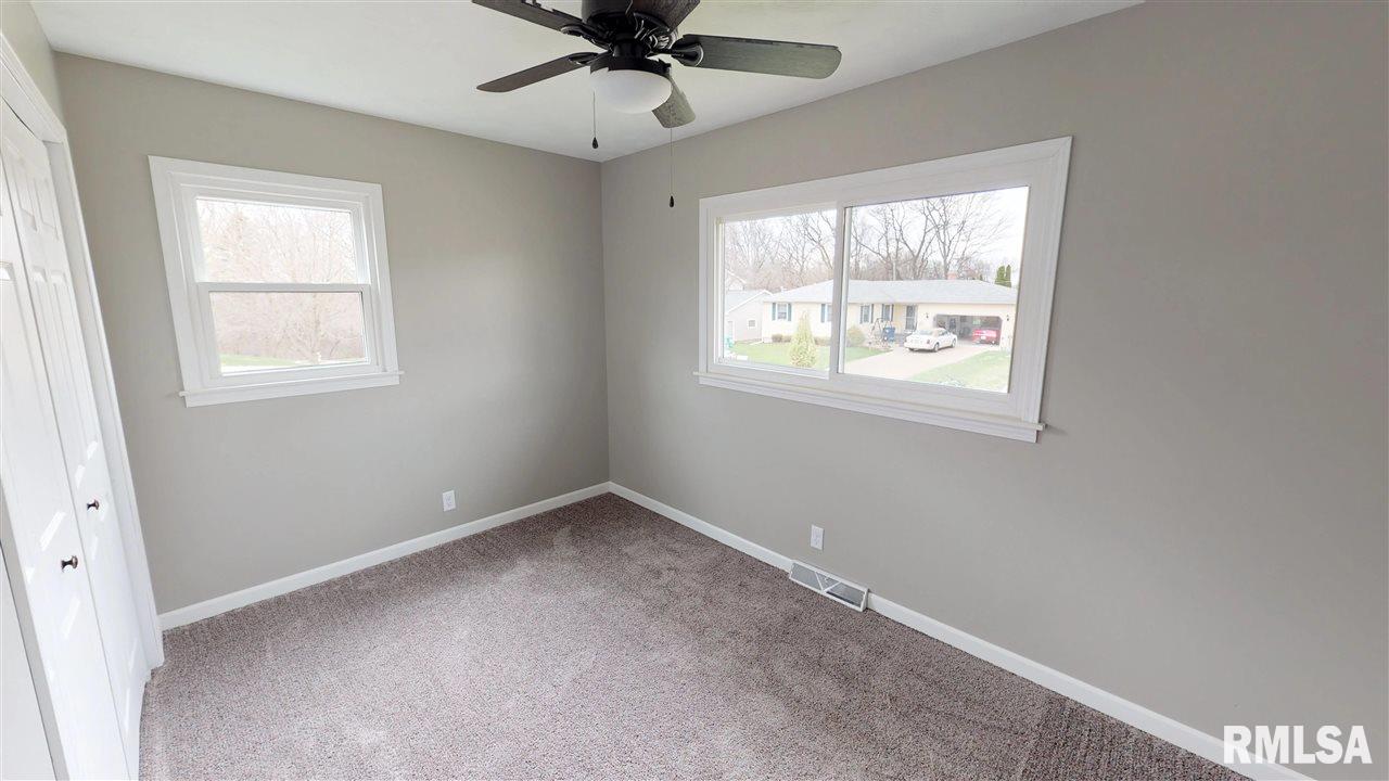 715 Tower Road Clinton, IA 52732 - Photo 13 of 22 Gallery Image 13