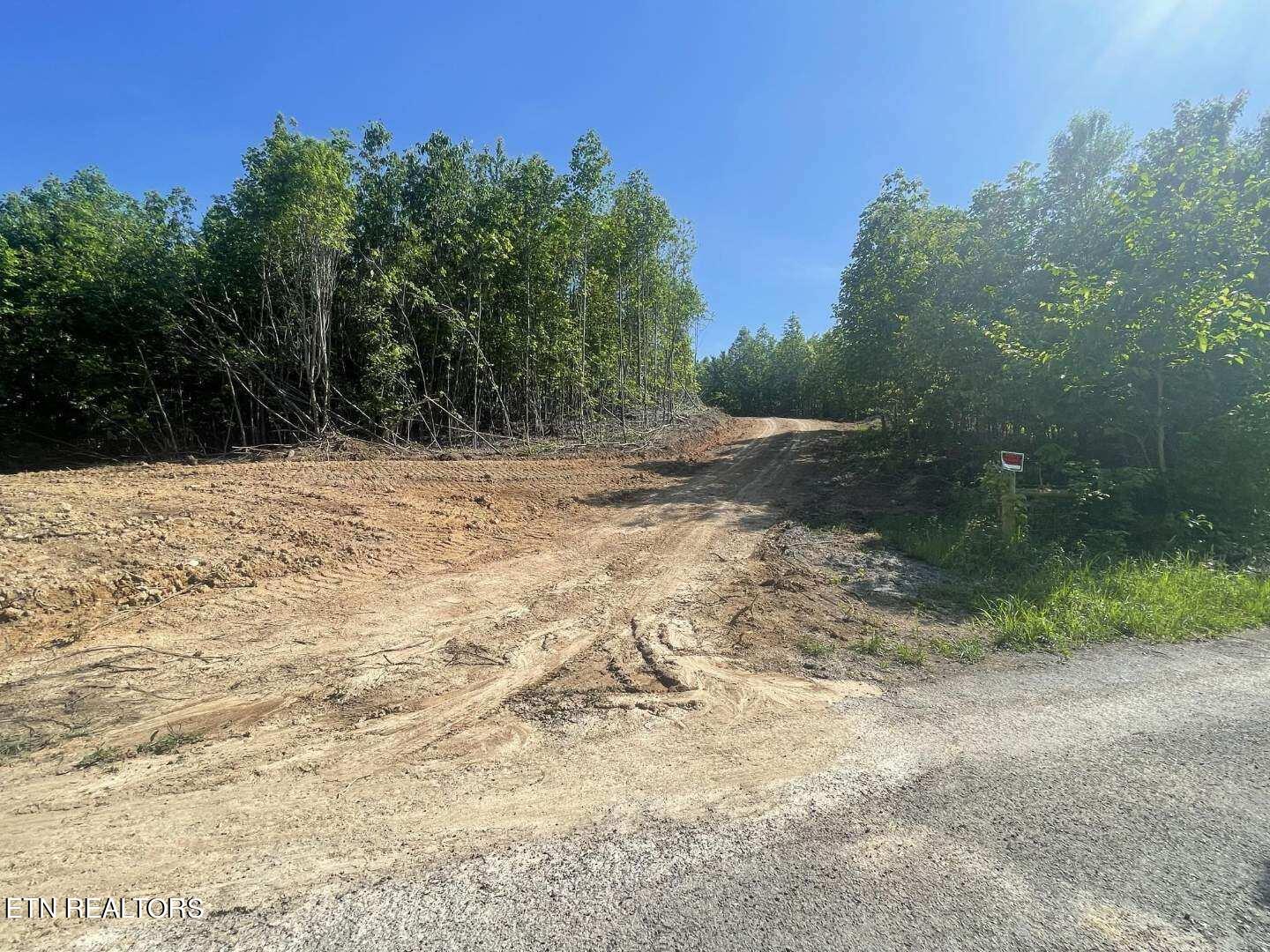 625 County Line Road Harrogate, TN 37752 - Photo 3 of 9 Resized_Messenger_creation_725a7f6c-93fb