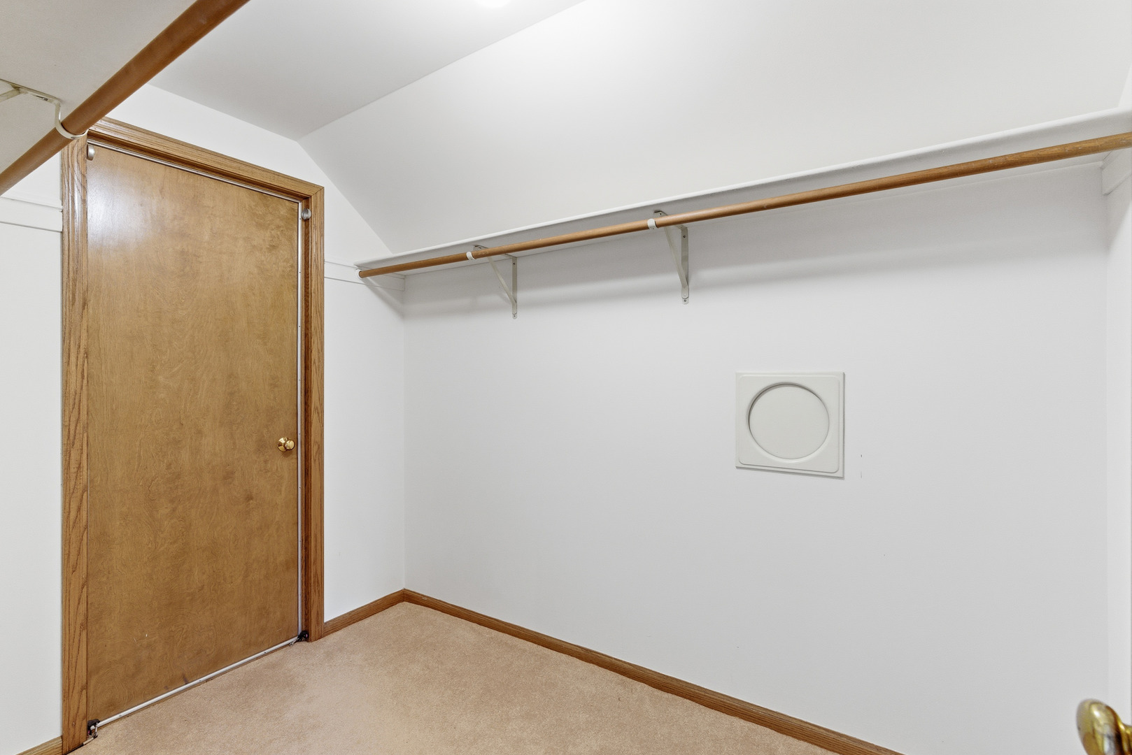 8261 Lake Ridge Drive Burr Ridge, IL 60527 - Photo 35 of 66 Gallery Image 35