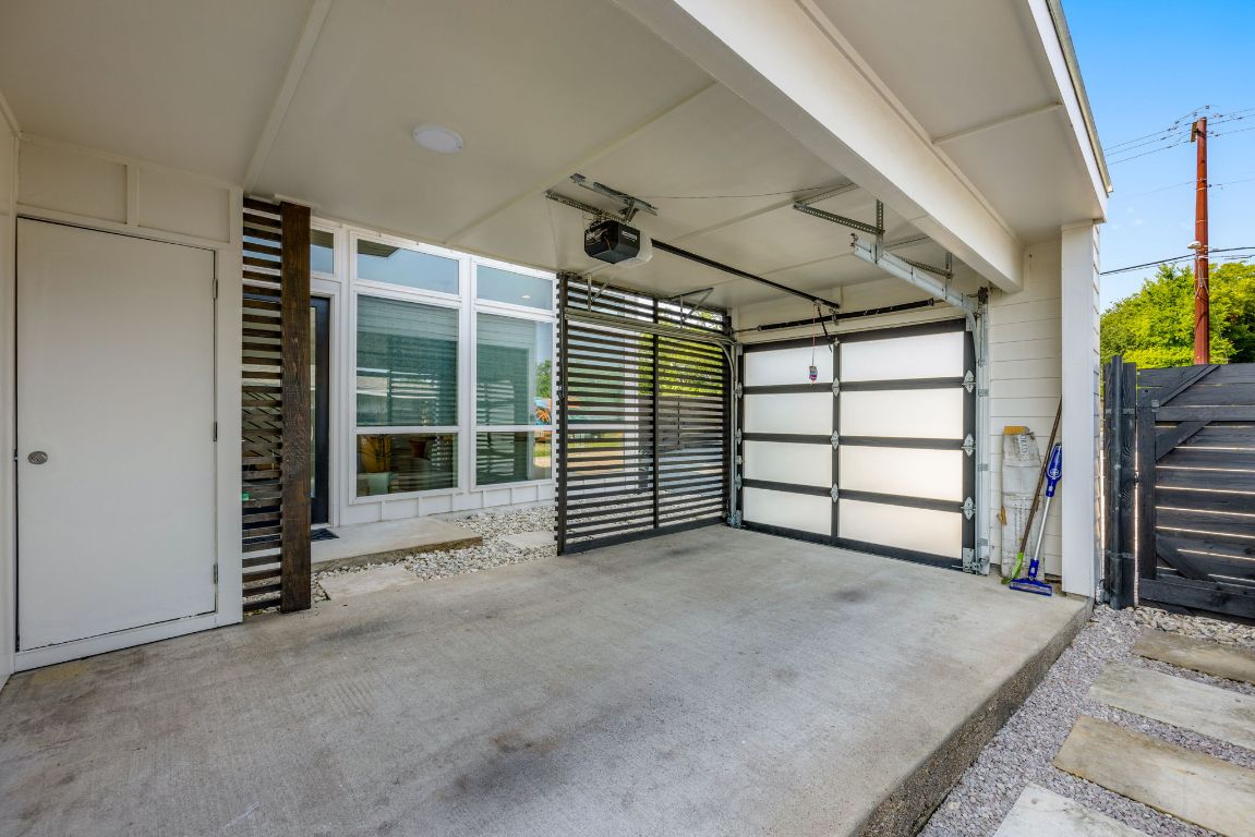 2203 East 51st Street, Unit A Austin, TX 78723 - Photo 25 of 25 a view of a garage