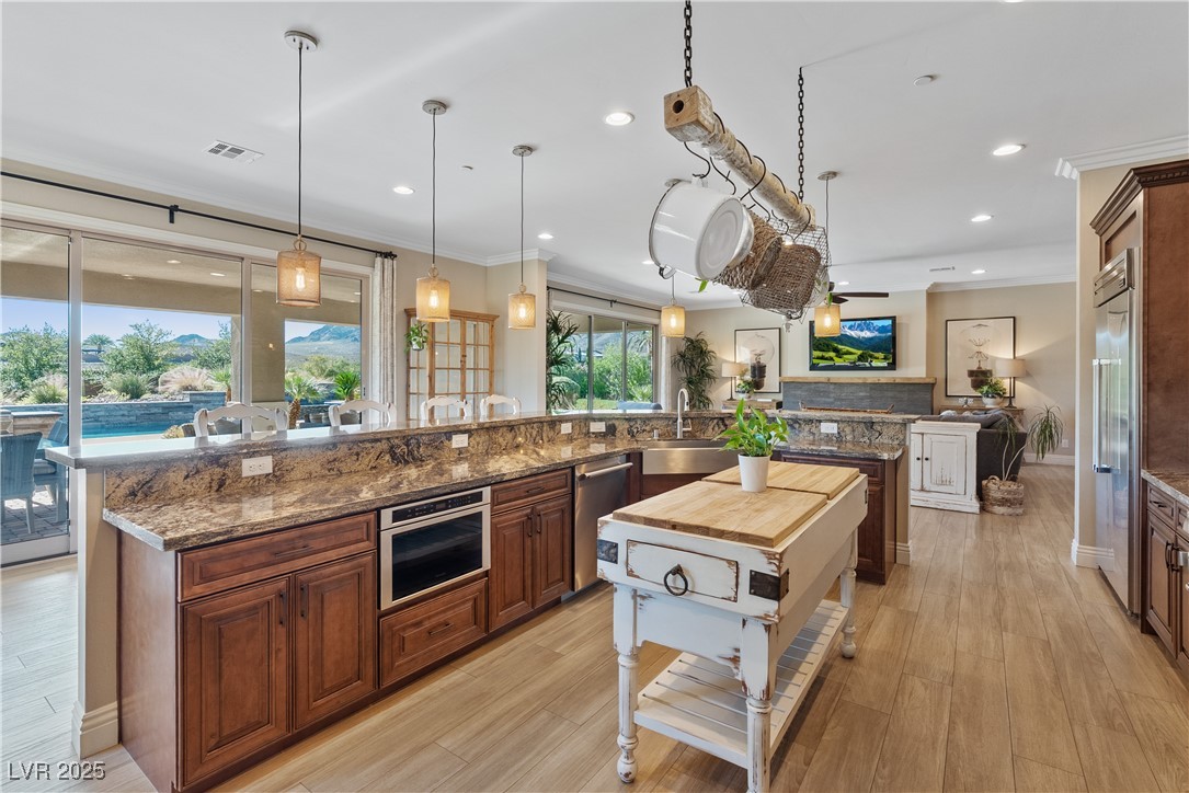 421 Foxhall Road Henderson, NV 89002 - Photo 27 of 79 Gallery Image 27
