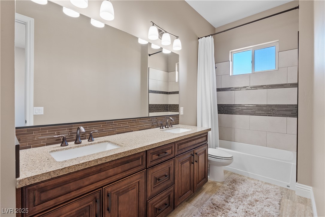 421 Foxhall Road Henderson, NV 89002 - Photo 51 of 79 2nd Bedroom with Bath