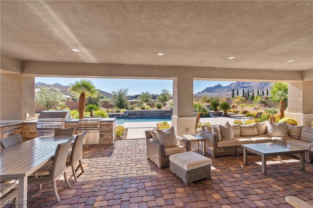 421 Foxhall Road Henderson, NV 89002 - Photo 59 of 79 Gallery Image 59
