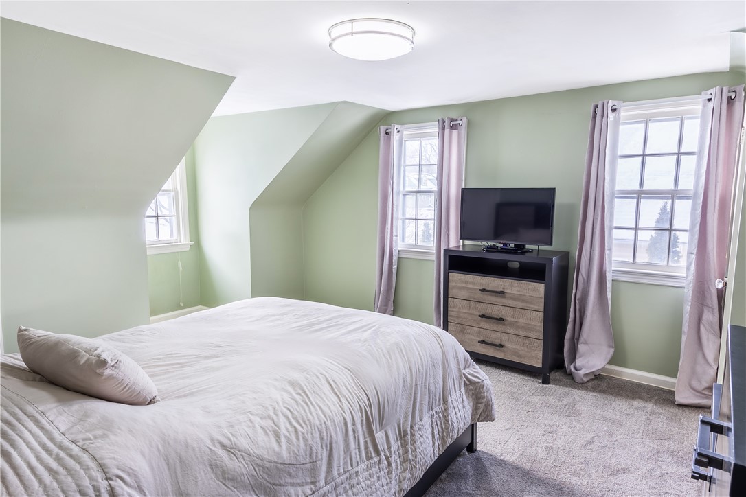 104 Sunset Drive Brighton, NY 14618 - Photo 17 of 20