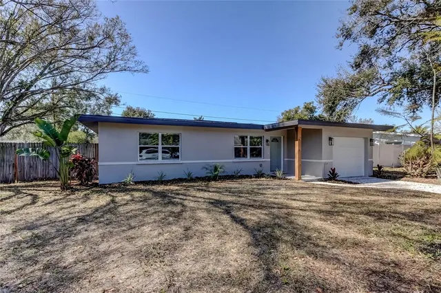 $399,900 | 509 11th Street Northwest, Largo, FL 33770