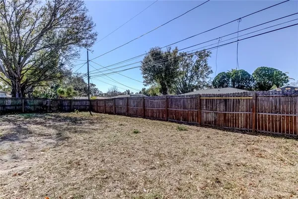 $399,900 | 509 11th Street Northwest, Largo, FL 33770