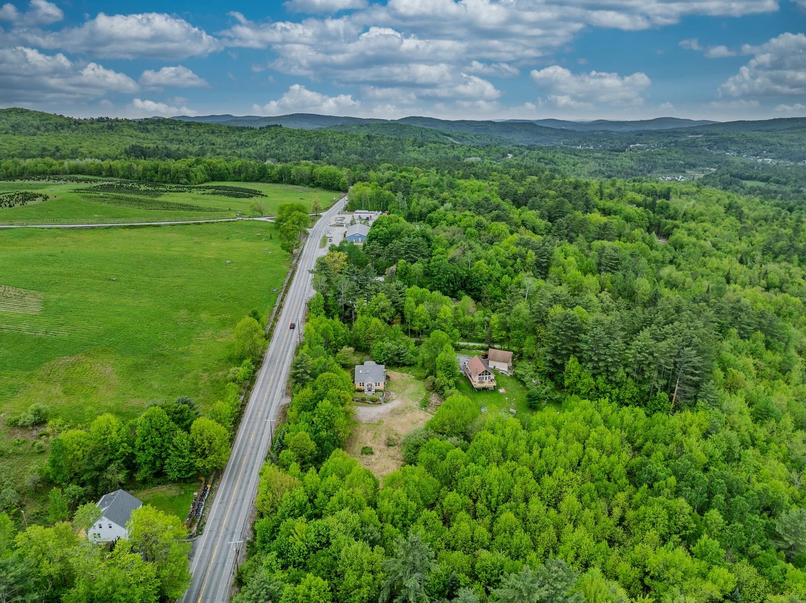 905 Main Street Bethlehem, NH 03574 - Photo 51 of 53