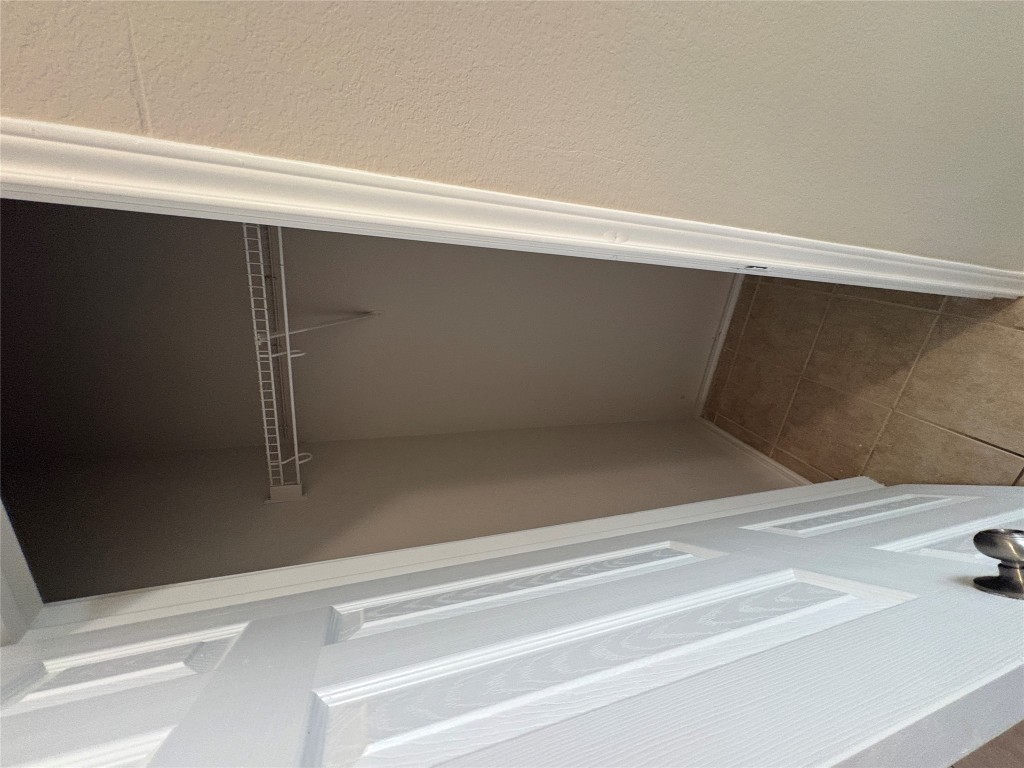 11510 Liberty Street Manor, TX 78653 - Photo 7 of 26 a view of closet